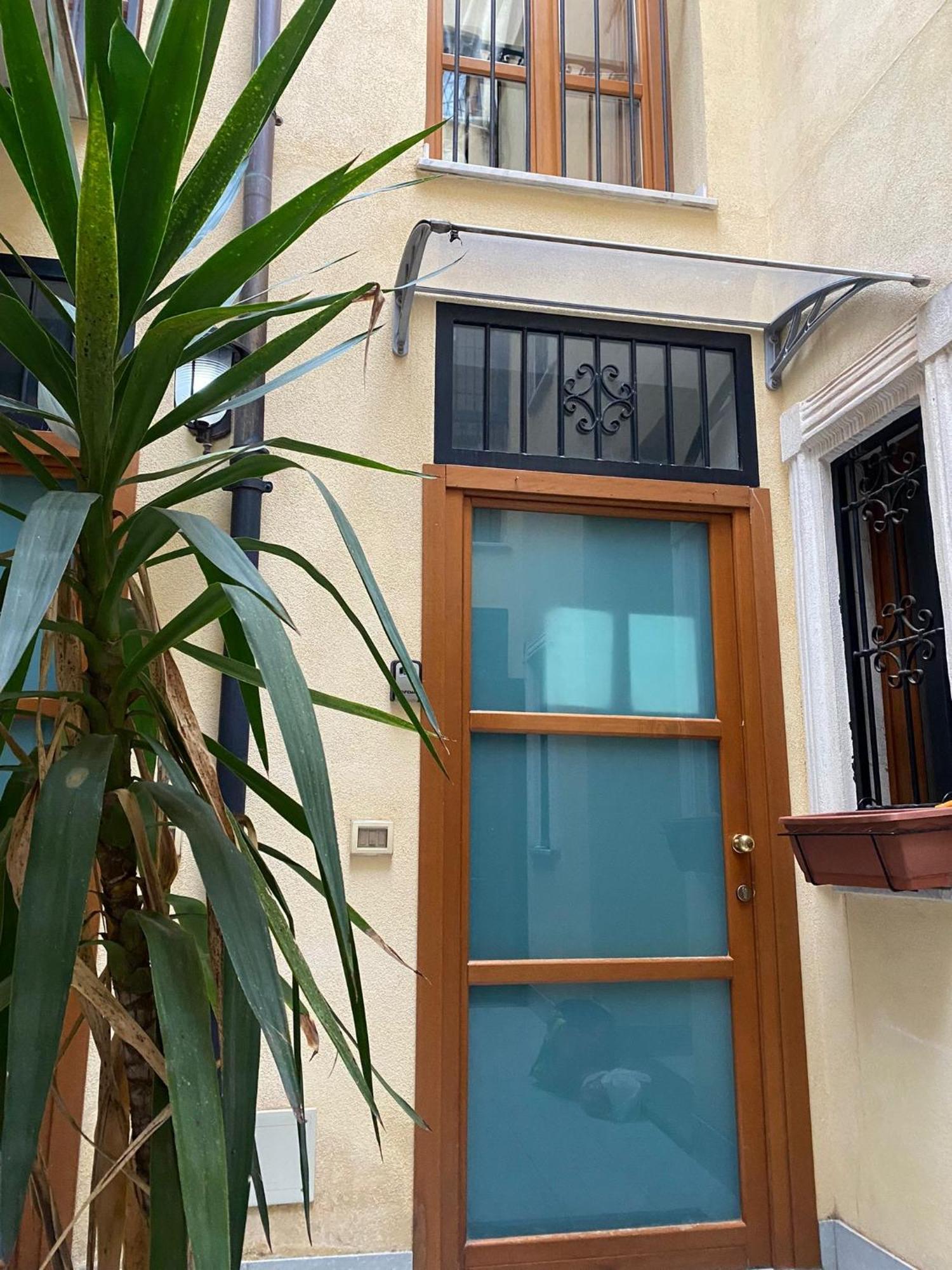 La Casetta Di Nonno Antonio Palermo Exteriör bild